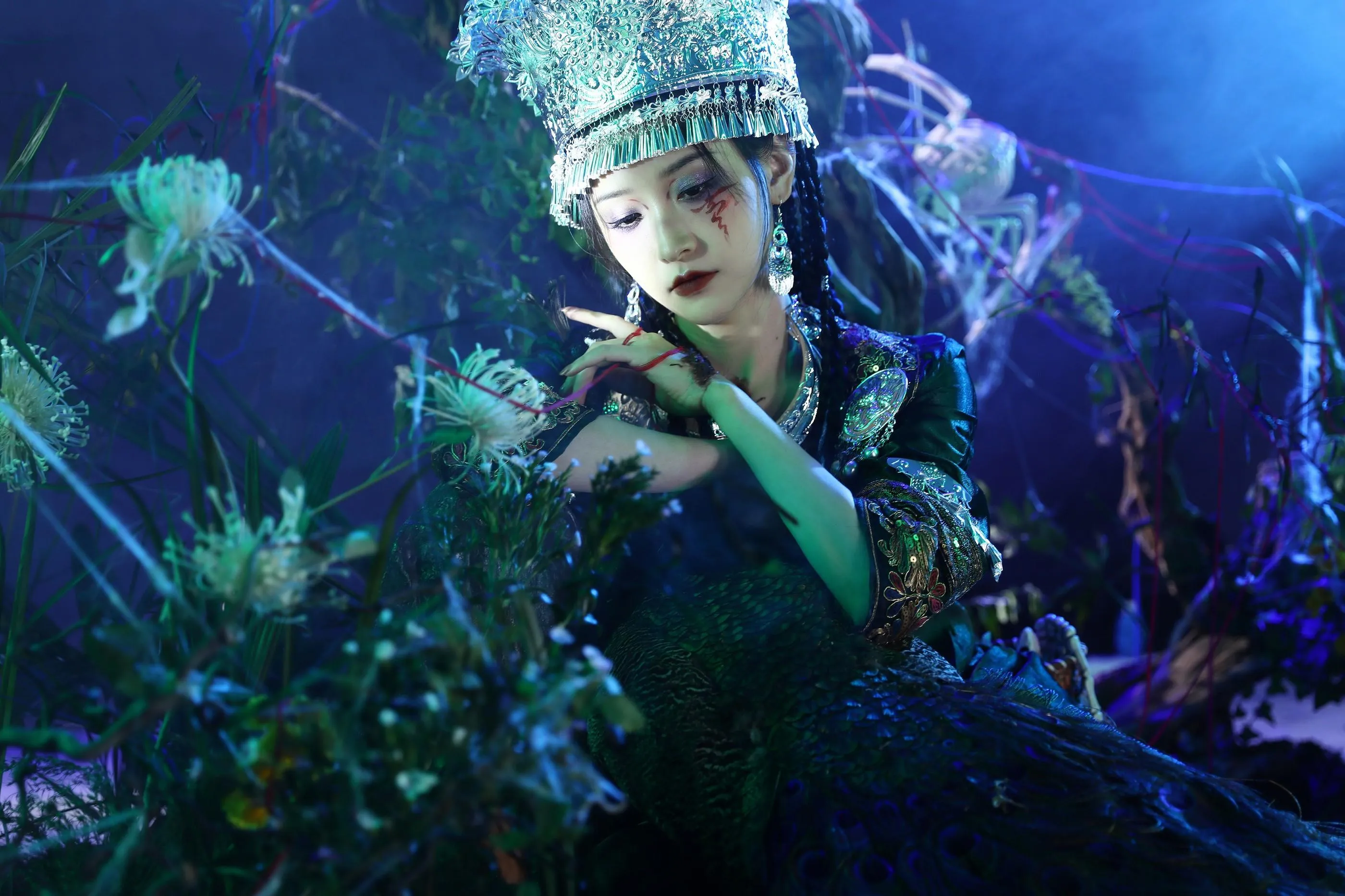 [YITUYU艺图语]2022.09.12 苗疆蛊毒 不及丿 [34P]插图1